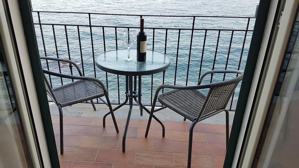 Loft Profumo Di Mare Apartment Giardini Naxos Italy